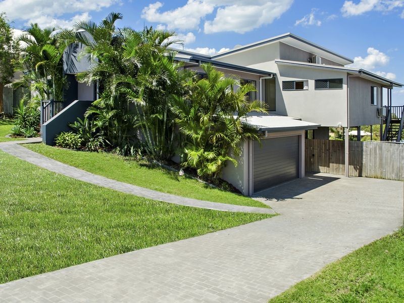 39 Midway Terrace, Pacific Pines QLD 4211