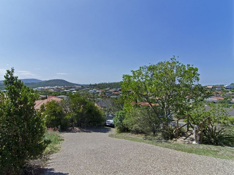14 Buffalo Crescent, Pacific Pines QLD 4211