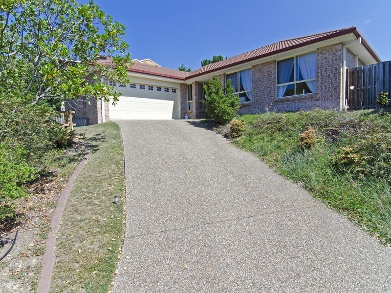 14 Buffalo Crescent, Pacific Pines QLD 4211