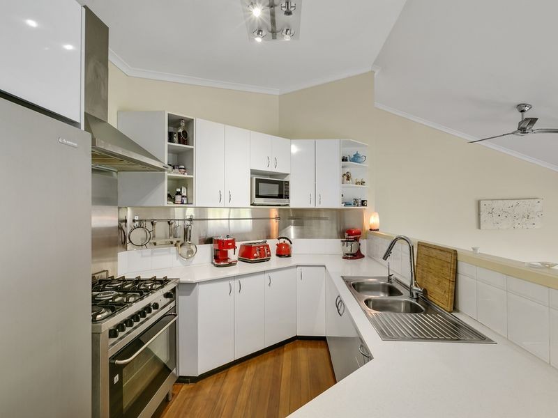 13 Allardyce Crescent, Pacific Pines QLD 4211