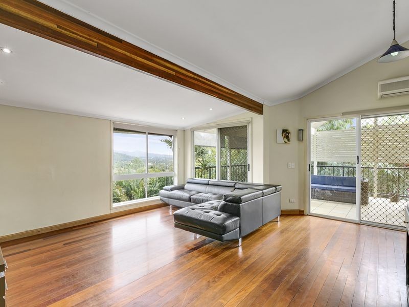 13 Allardyce Crescent, Pacific Pines QLD 4211