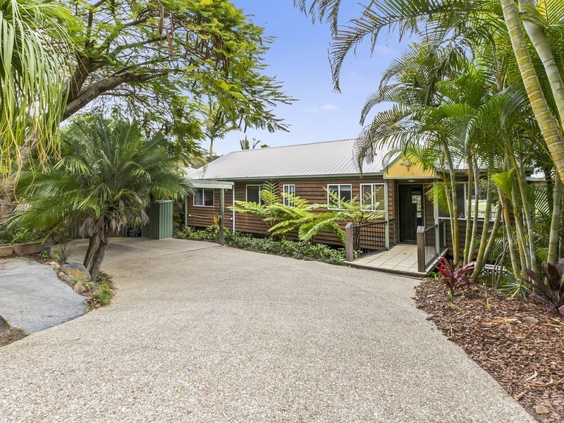 13 Allardyce Crescent, Pacific Pines QLD 4211