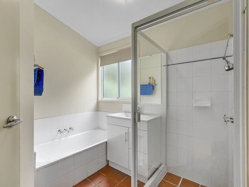 13 Allardyce Crescent, Pacific Pines QLD 4211