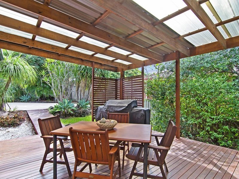 5 Avon Court, Pacific Pines QLD 4211