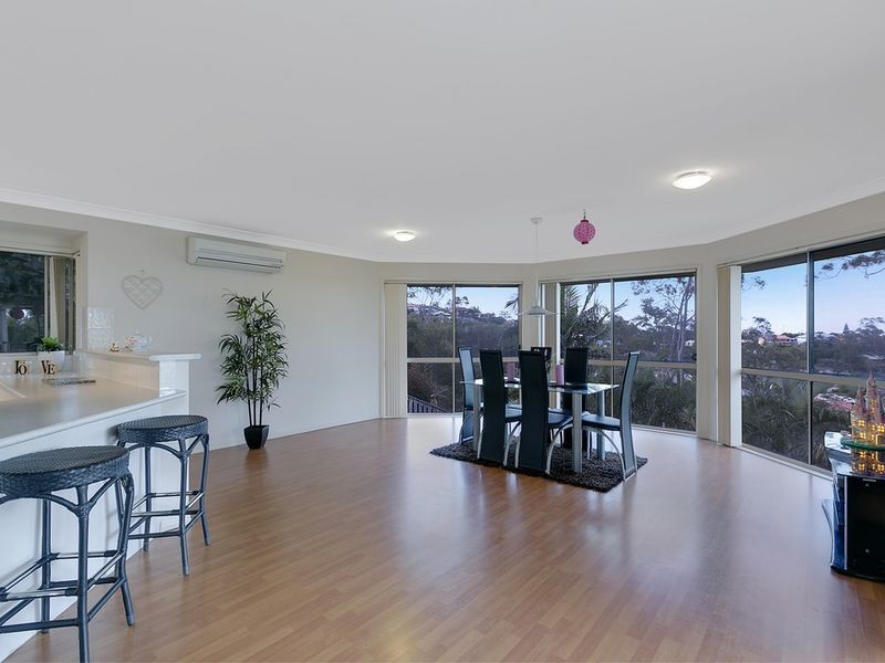 33 Midway Terrace, Pacific Pines QLD 4211