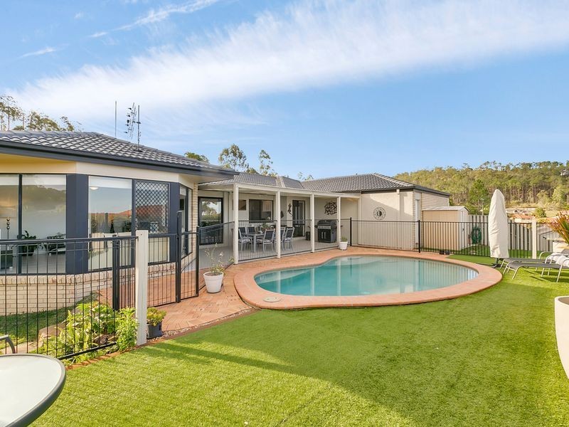 22 Chatham Avenue, Pacific Pines QLD 4211