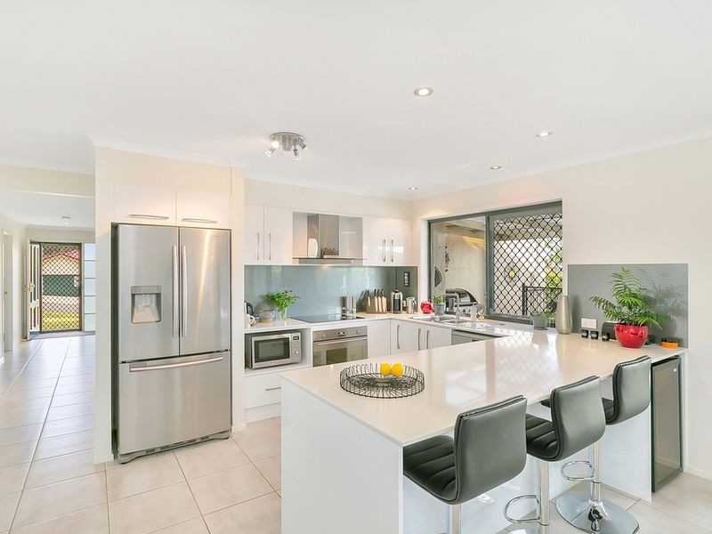 22 Chatham Avenue, Pacific Pines QLD 4211