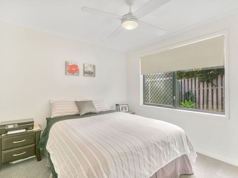 22 Chatham Avenue, Pacific Pines QLD 4211