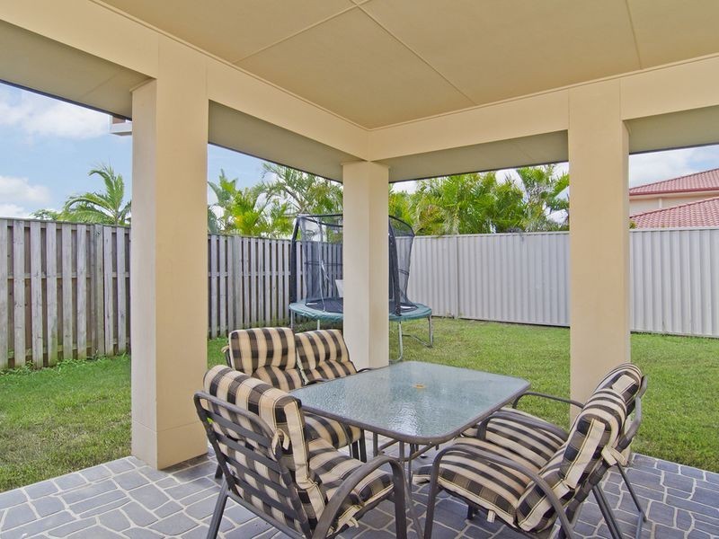 3 Irvine Street, Pacific Pines QLD 4211