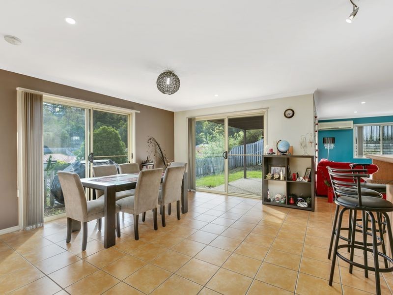 12 Pago Terrace, Pacific Pines QLD 4211