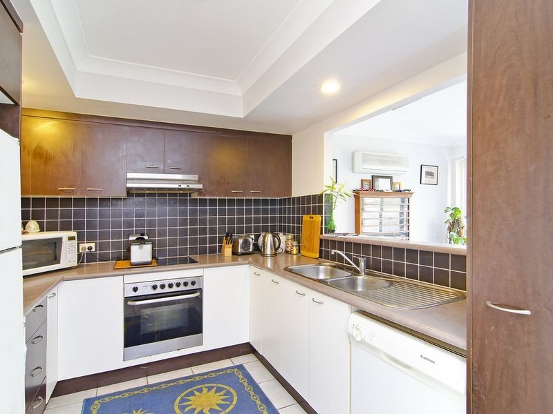 34/31 Archipelago Street, Pacific Pines QLD 4211