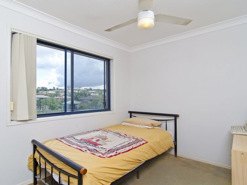 34/31 Archipelago Street, Pacific Pines QLD 4211