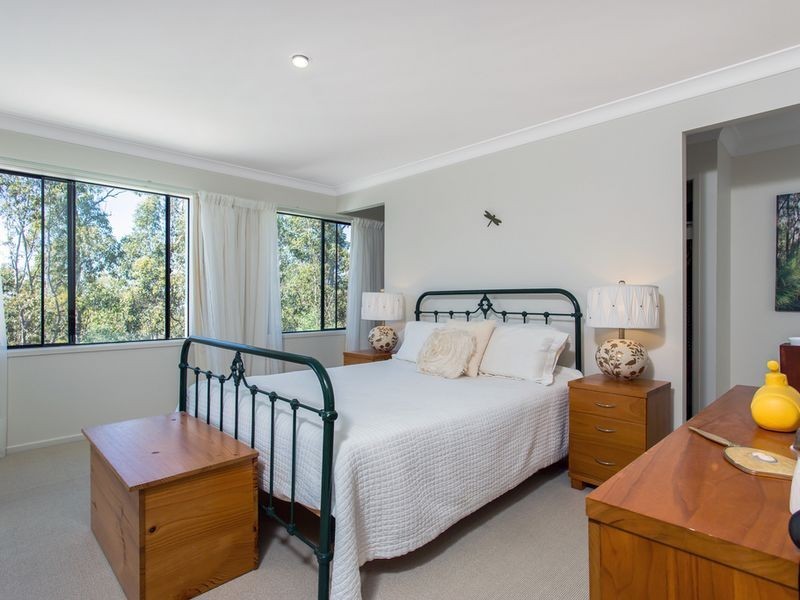 7 Maloney Crescent, Maudsland QLD 4210