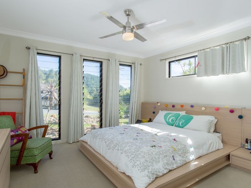 7 Maloney Crescent, Maudsland QLD 4210