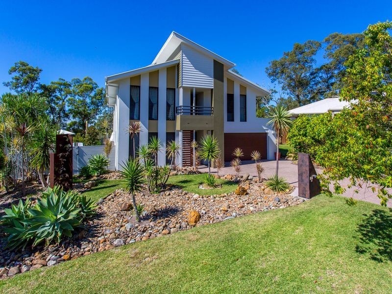 7 Maloney Crescent, Maudsland QLD 4210