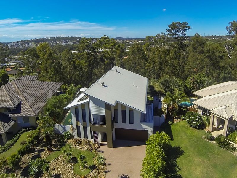 7 Maloney Crescent, Maudsland QLD 4210