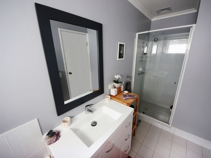 2/5 Camera Court, Oxenford QLD 4210