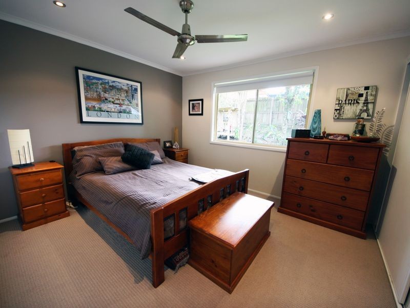 2/5 Camera Court, Oxenford QLD 4210