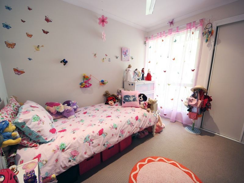 2/5 Camera Court, Oxenford QLD 4210