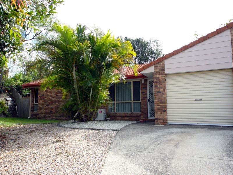 2/5 Camera Court, Oxenford QLD 4210