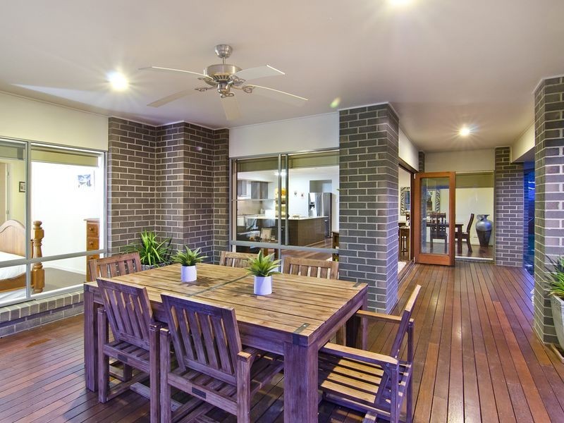 81 Wunburra Circle, Pacific Pines QLD 4211