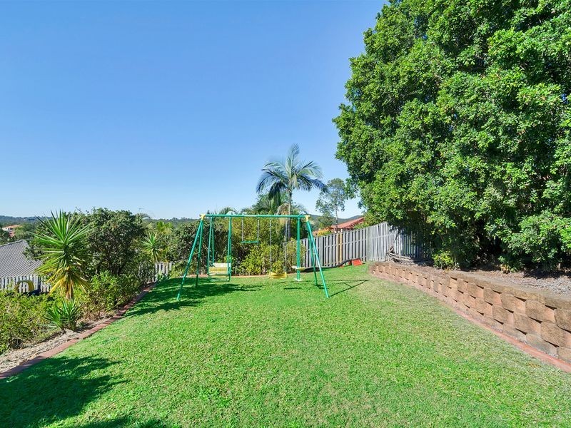 23 Howland Circuit, Pacific Pines QLD 4211