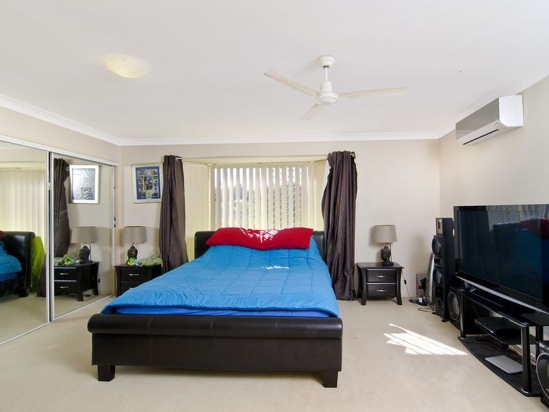 23 Howland Circuit, Pacific Pines QLD 4211