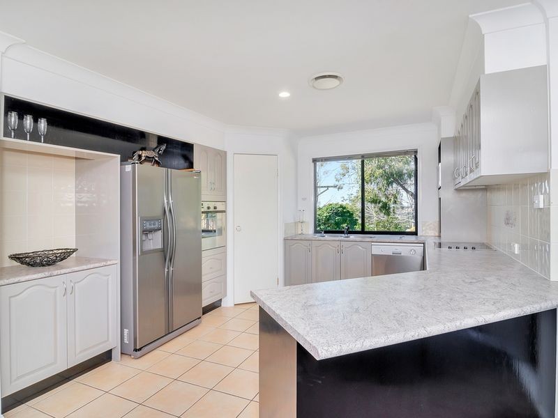 23-27 Glade Drive, Gaven QLD 4211