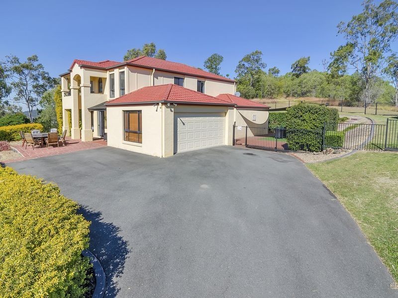 23-27 Glade Drive, Gaven QLD 4211