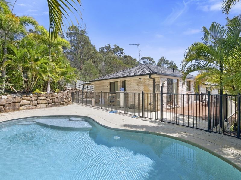 14 Amanu Crescent, Pacific Pines QLD 4211