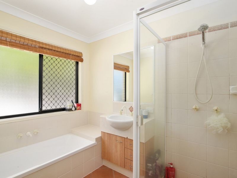 14 Amanu Crescent, Pacific Pines QLD 4211