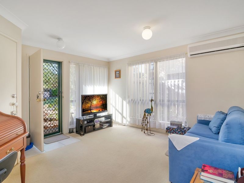 9/156 Greenacre Drive, Arundel QLD 4214