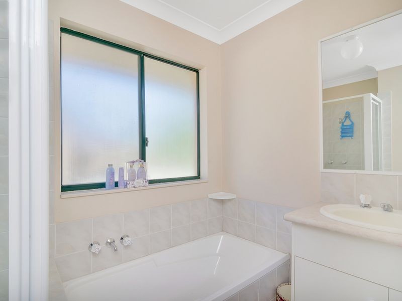 9/156 Greenacre Drive, Arundel QLD 4214