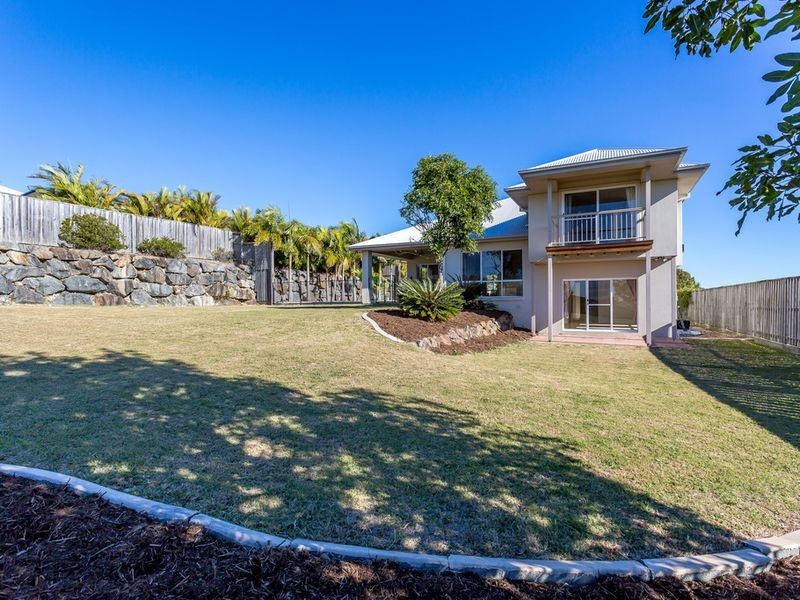 51 Hillary Circuit, Pacific Pines QLD 4211