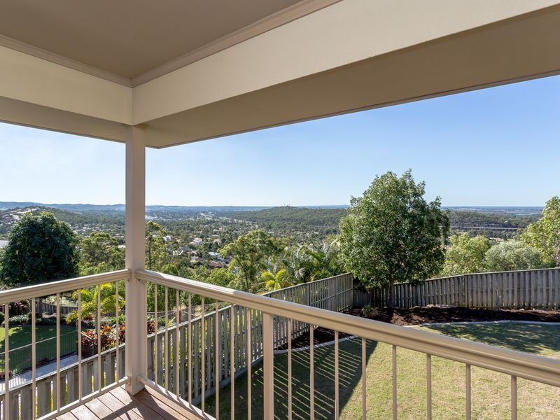 51 Hillary Circuit, Pacific Pines QLD 4211