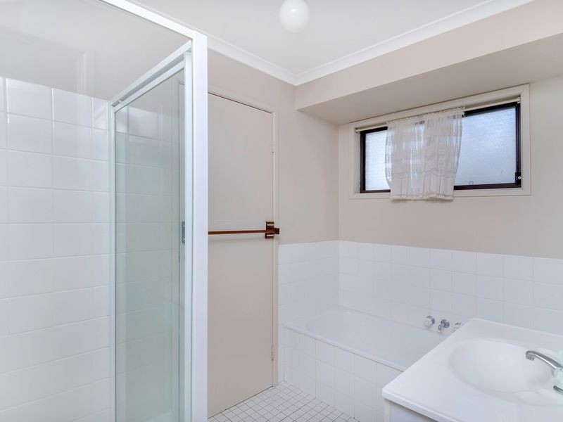 97 Village Way, Oxenford QLD 4210