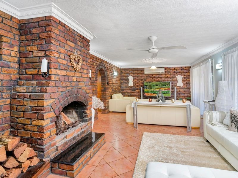 6 Nakula Street, Gaven QLD 4211