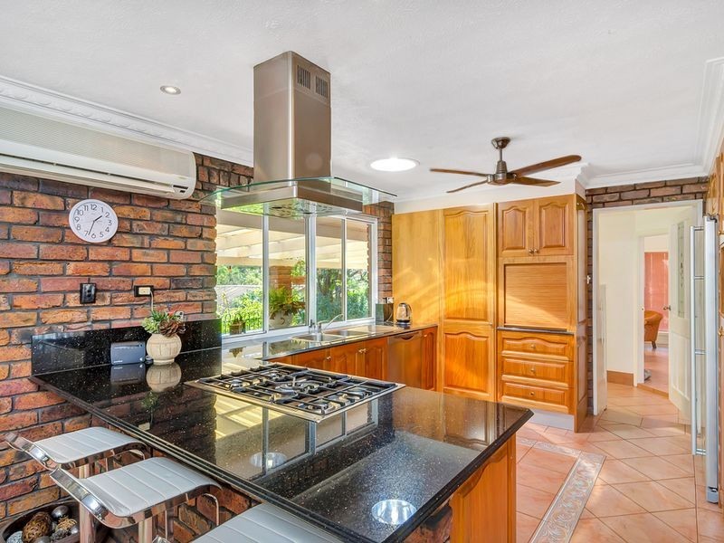 6 Nakula Street, Gaven QLD 4211