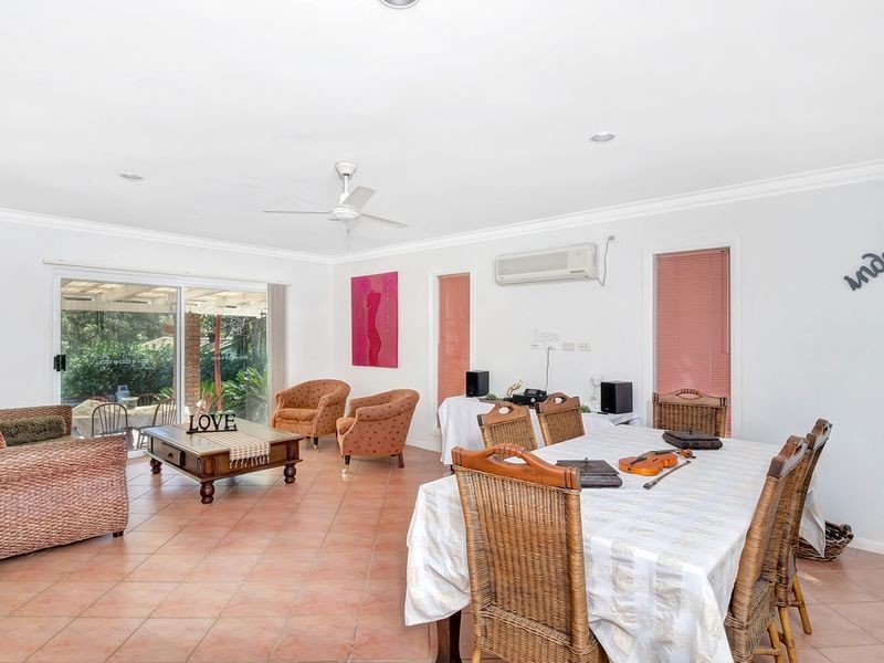 6 Nakula Street, Gaven QLD 4211