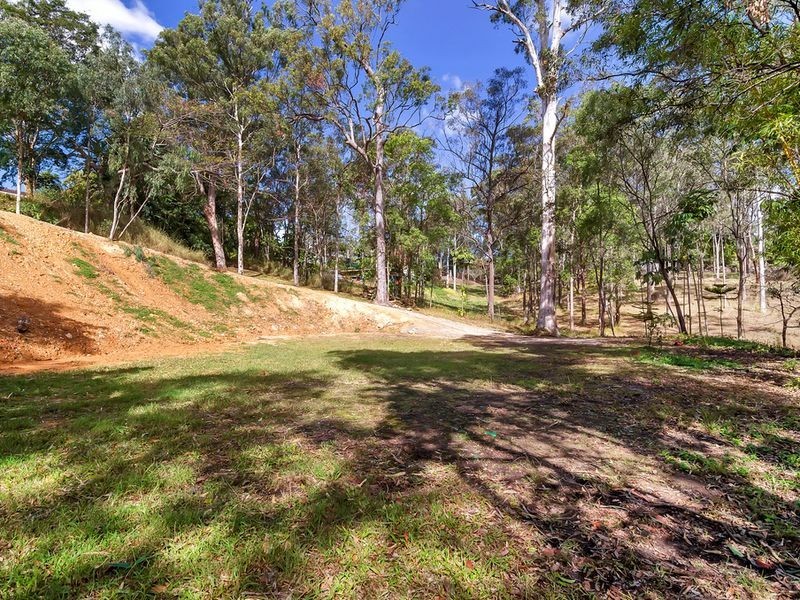 6 Nakula Street, Gaven QLD 4211