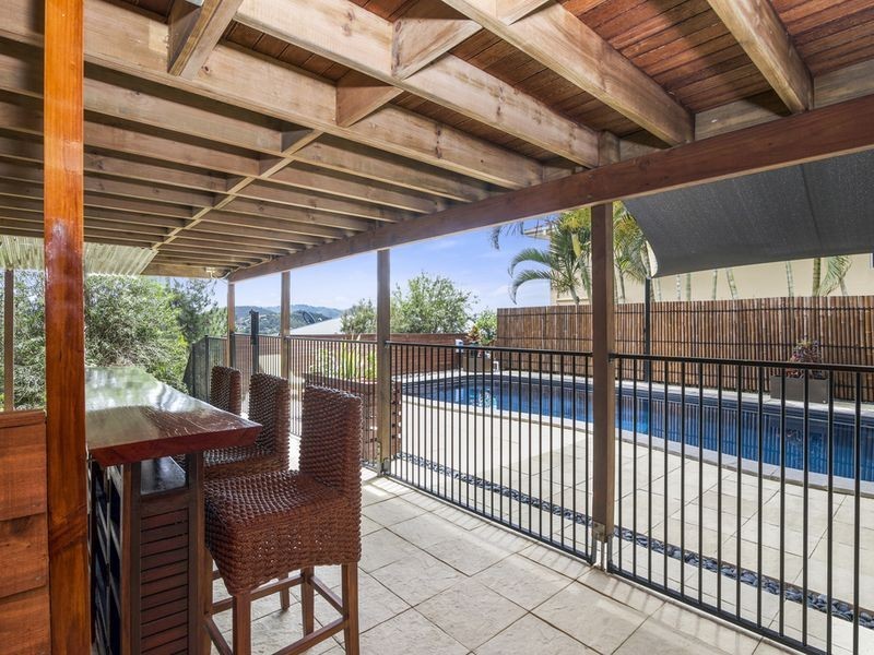 7 Allardyce Crescent, Pacific Pines QLD 4211