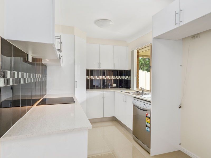 25 Crestridge Crescent, Oxenford QLD 4210