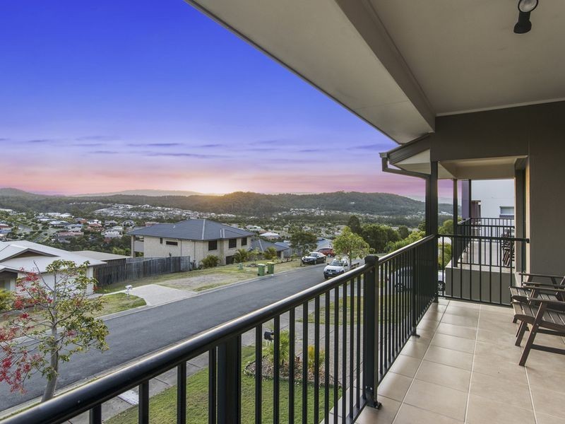 22 Angourie Crescent, Pacific Pines QLD 4211