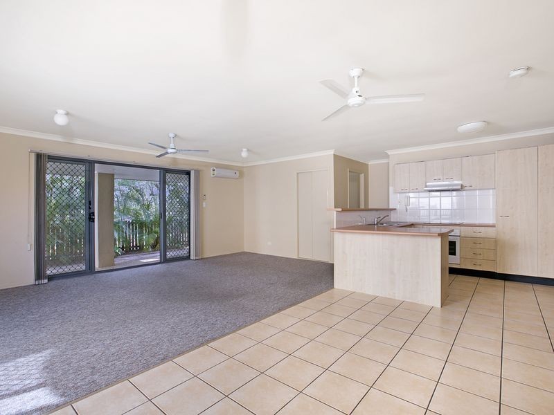 3/1 Santa Isobel Boulevard, Pacific Pines QLD 4211