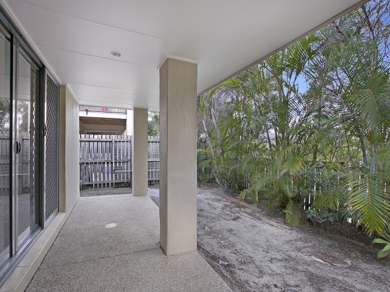 3/1 Santa Isobel Boulevard, Pacific Pines QLD 4211