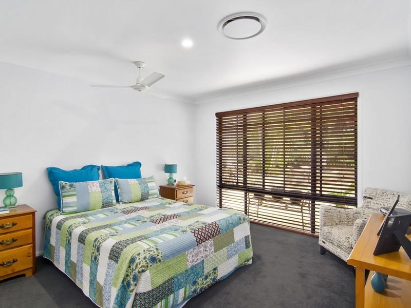 53 Victoria Drive, Pacific Pines QLD 4211