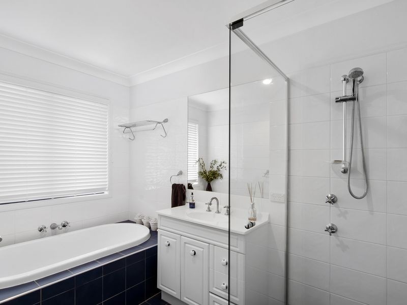 53 Victoria Drive, Pacific Pines QLD 4211