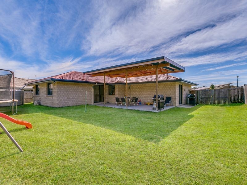 14 Bellinger Key, Pacific Pines QLD 4211