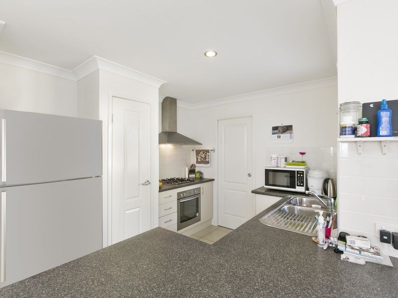 14 Bellinger Key, Pacific Pines QLD 4211