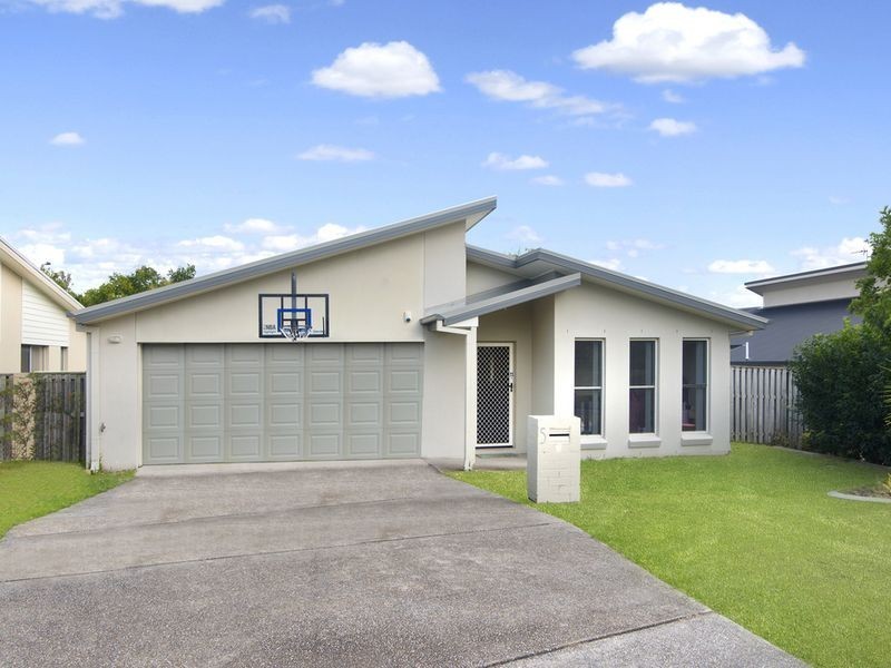 5 Tennant Street, Pacific Pines QLD 4211